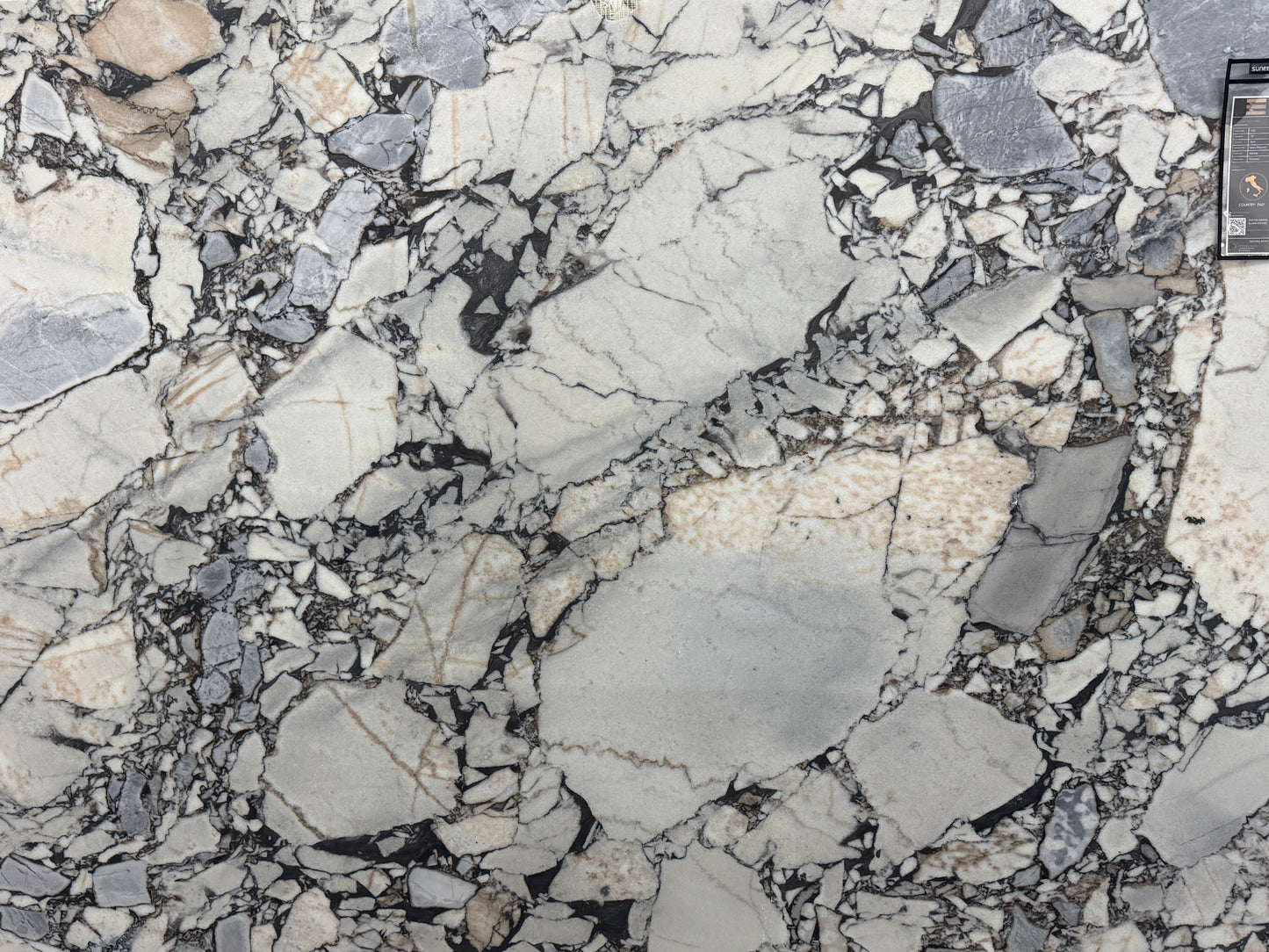 Plutone Marble 2cm (honed)